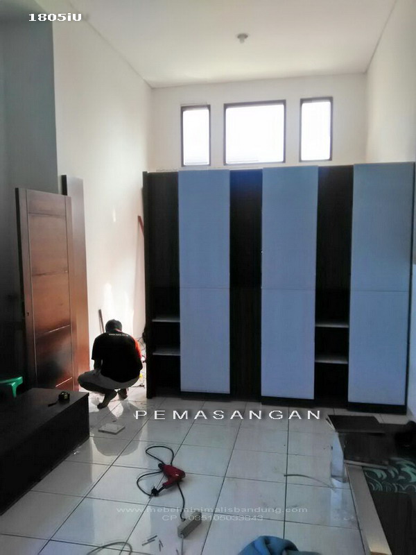 Penyekat Ruang Kerja Kantor KNRP 1805iU