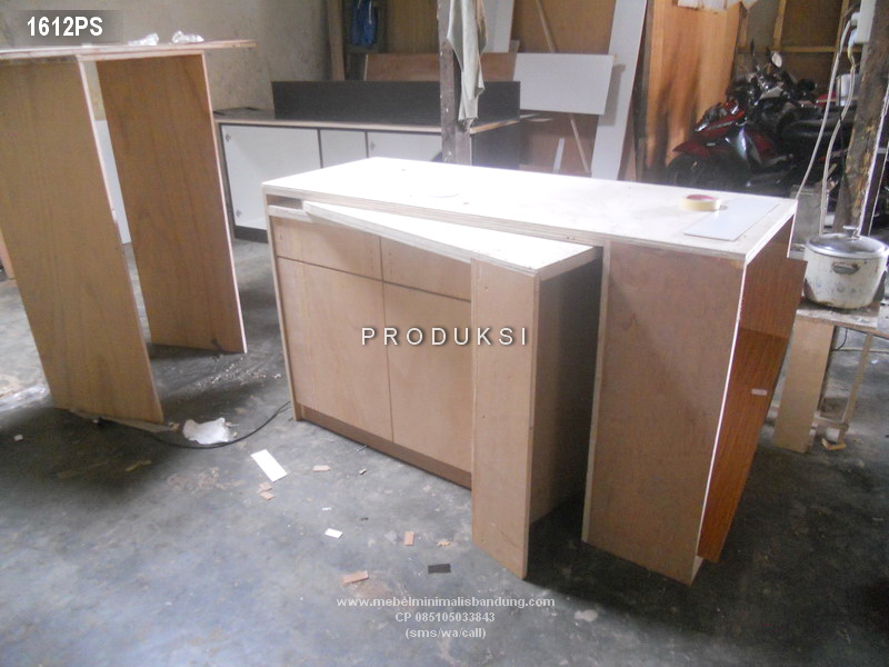 Minibar Minimalis Apartement Pak Haris 1612PS