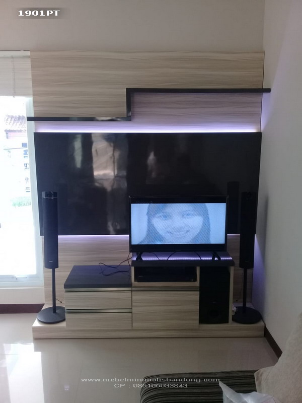 Rak TV Minimalis Bu Rita - 1901PT