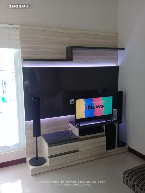 Rak TV Minimalis Bu Rita - 1901PT