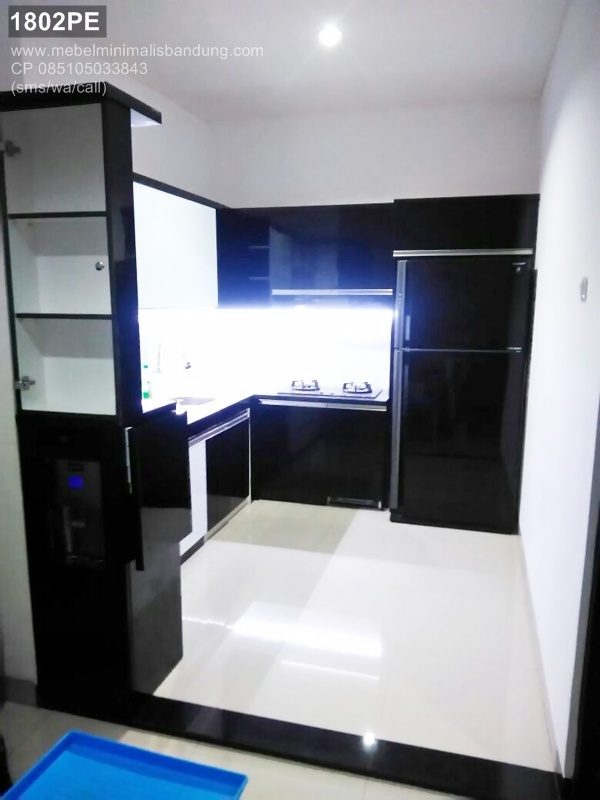 Kitchen Set Hitam Bu Rita 1802PE