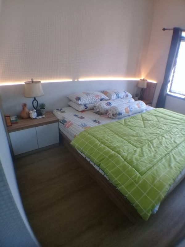 Kamar Set Minimalis Bu Rima 1807PB